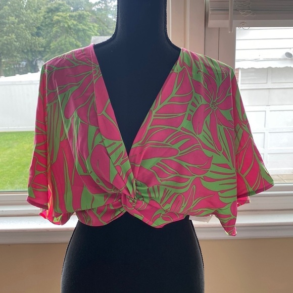 One n More Leaf Print Short Sleeve Top - Picture 3 of 11